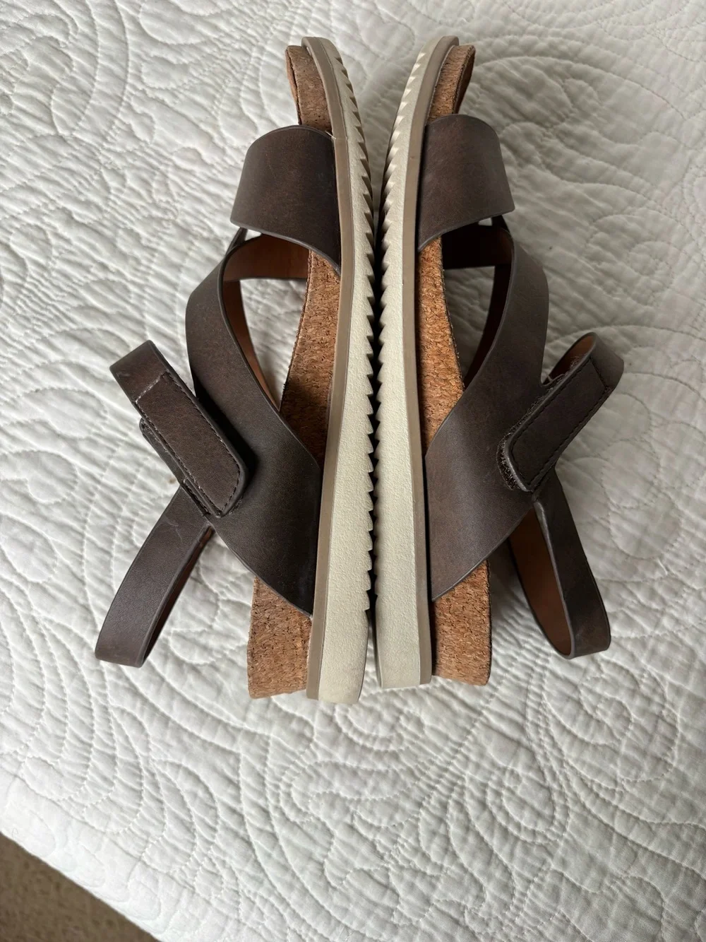 Women's Brown Strappy Comfort Sandals